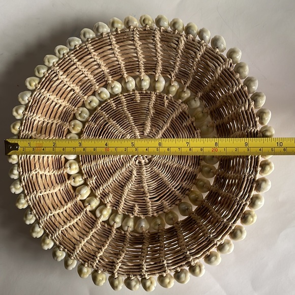 round woven straw dish basket cowrie shells catch all boho beach decor accents - Picture 6 of 6